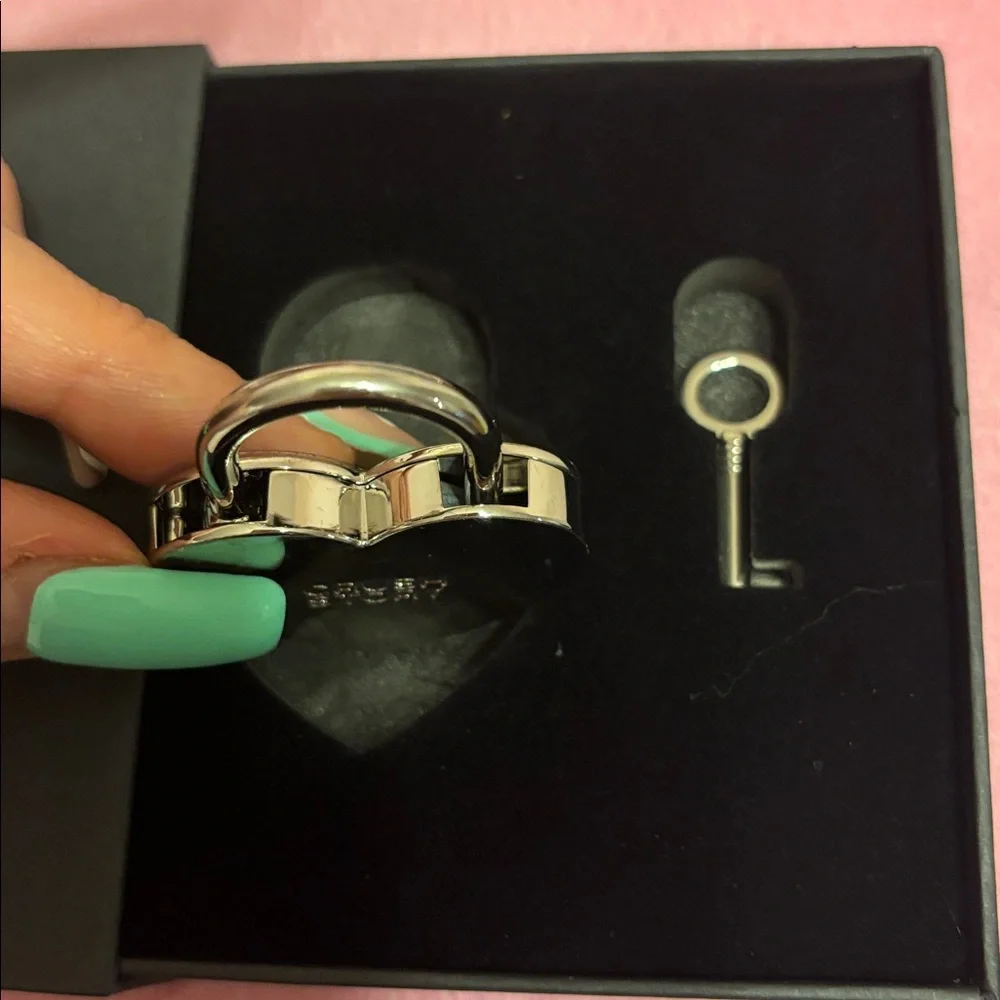 CHANEL La Collection Silver Heart Lock & Key